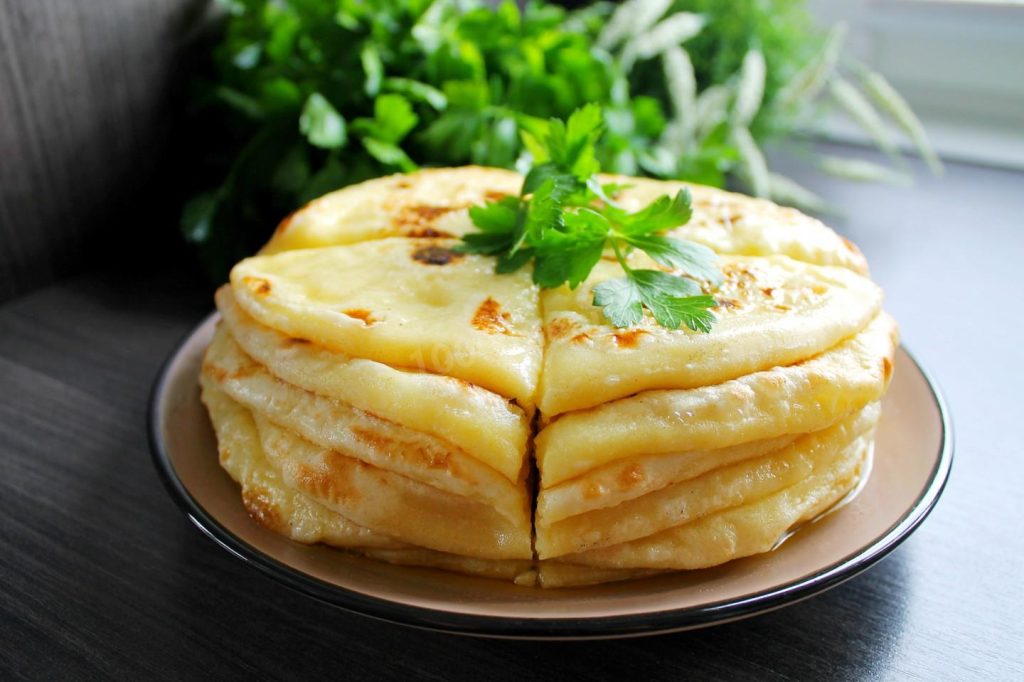 Хычины кухня на Домбае