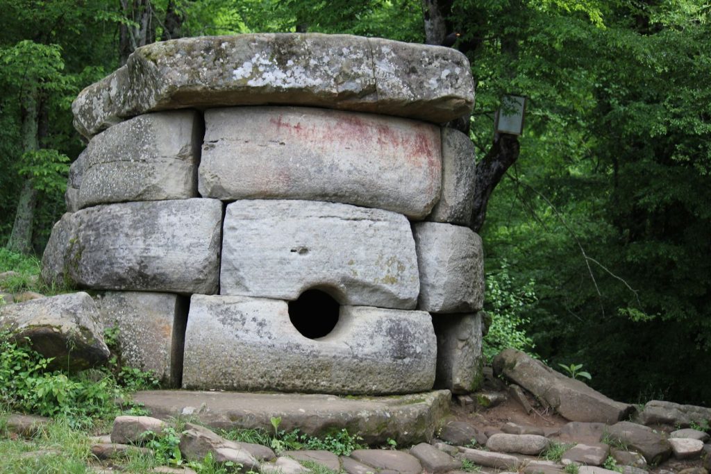 Псекупский дольмен