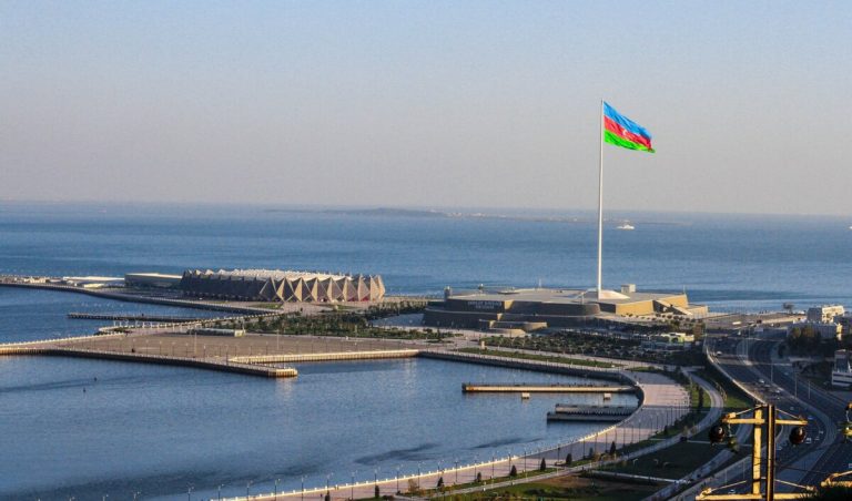 Азербайджан море флаг