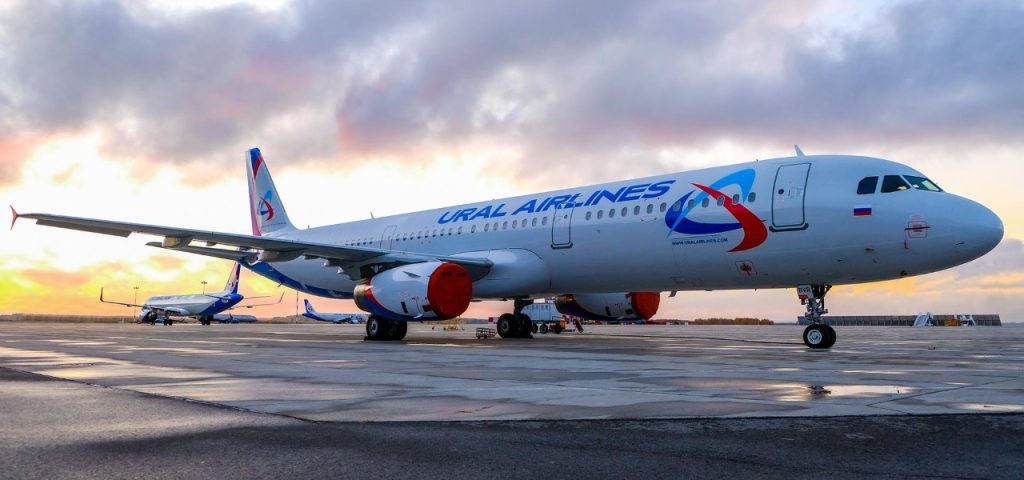 самолет Уральские авиалинии
